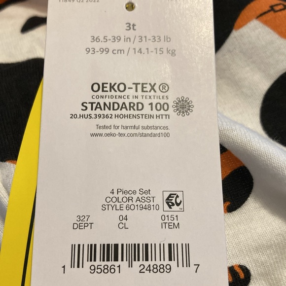 2 Pack of Carter’s Girl’s Pajamas - Picture 3 of 3